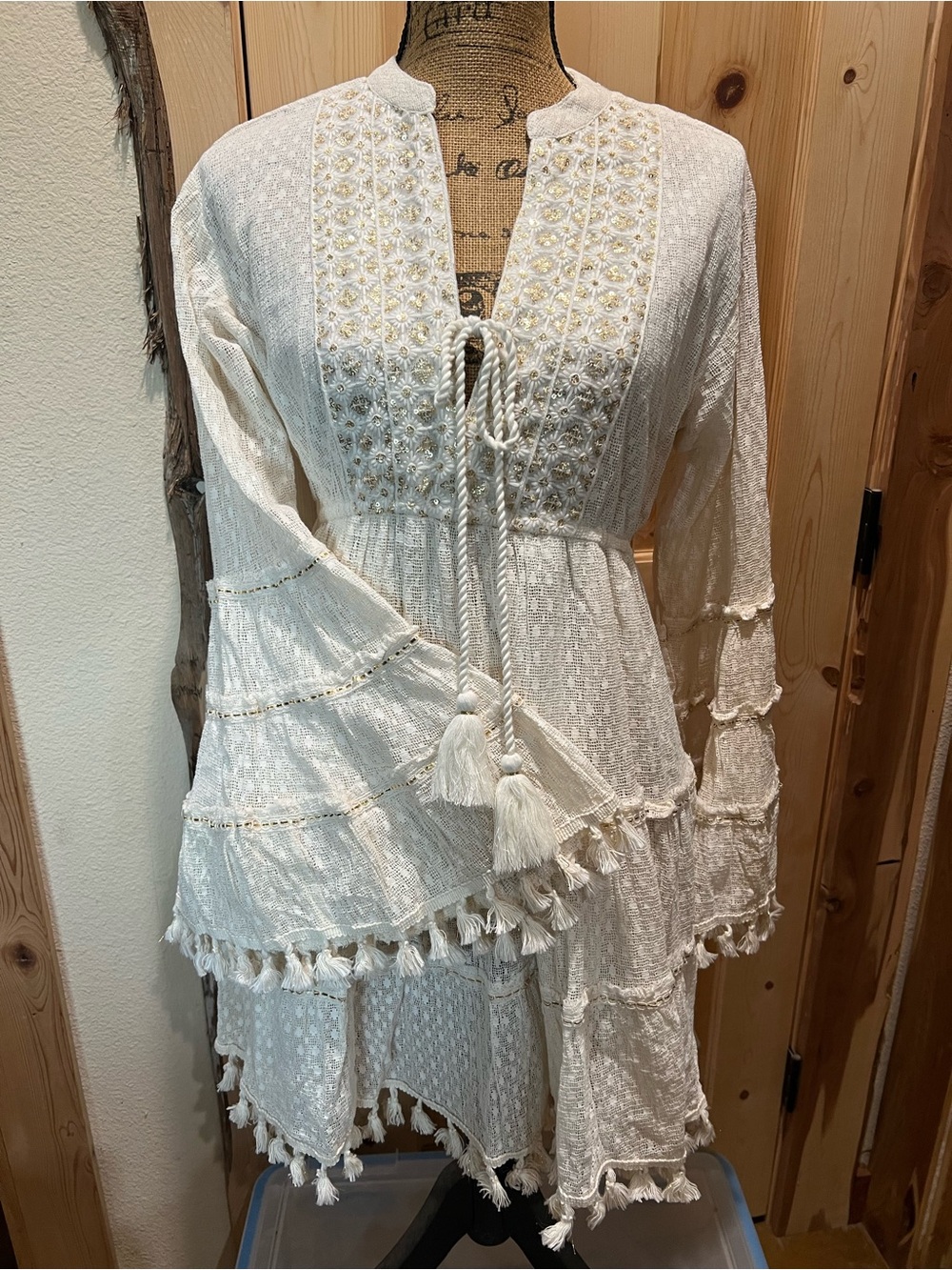 POL Boho Tassel Tie White Peasant Top